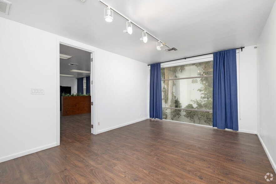 More Photos Of 5969 Washington Blvd, Culver City Loft Creative Space For Lease