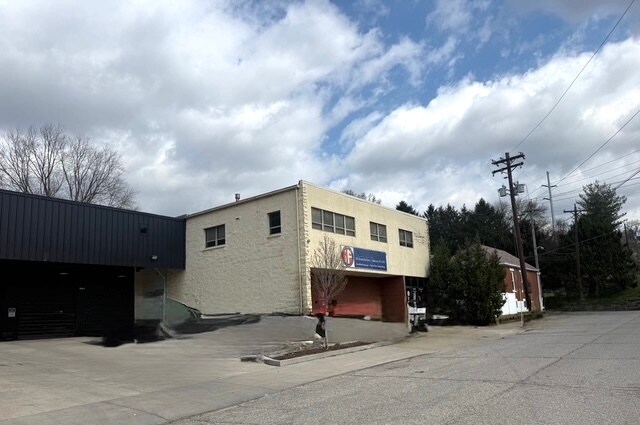More Photos Of 245 Grandview Ave, Bellevue Light Distribution For Lease