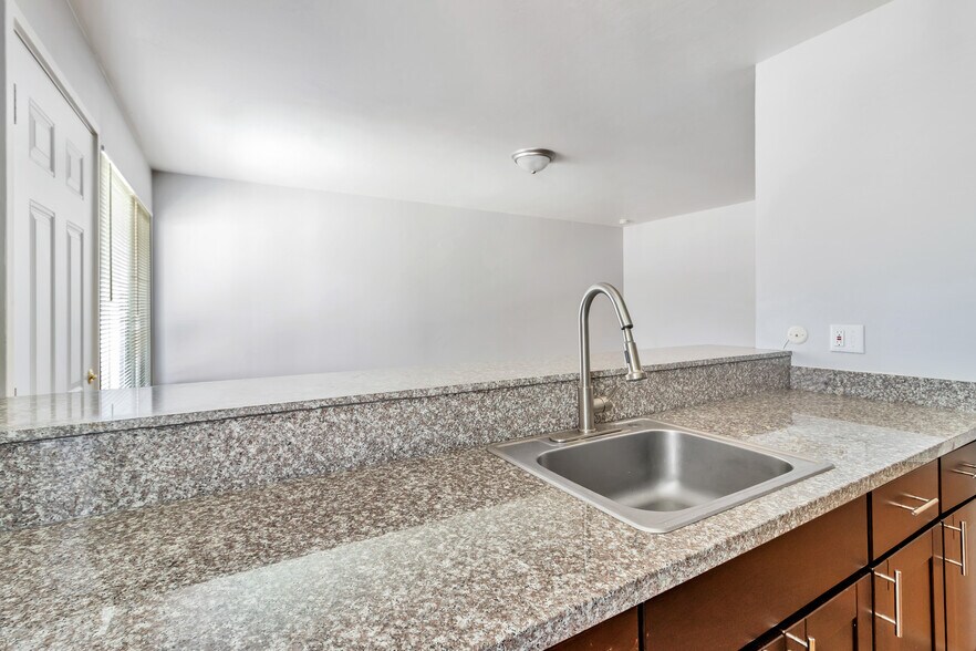 More Photos Of 1626-1654 Dwight Way, Berkeley Apartments For Sale