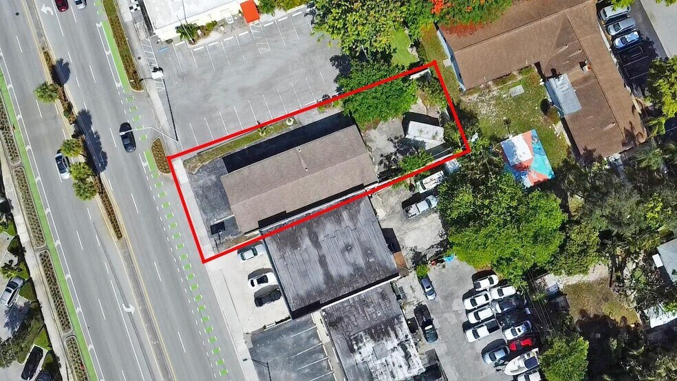 More Photos Of 200 W Prospect Rd, Oakland Park Freestanding For Sale