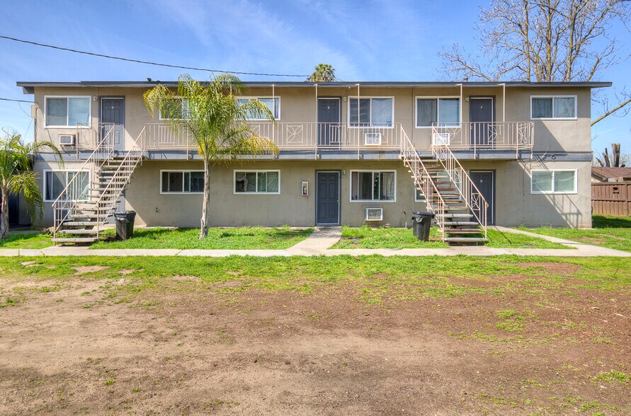 Primary Photo Of 4421 E Hedges Ave, Fresno Apartments For Sale