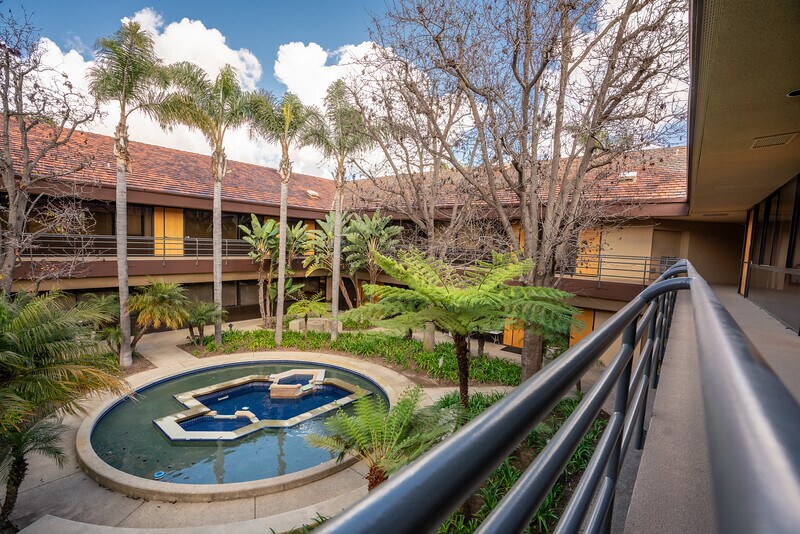 More Photos Of 6390 Greenwich Dr, San Diego Loft Creative Space For Lease