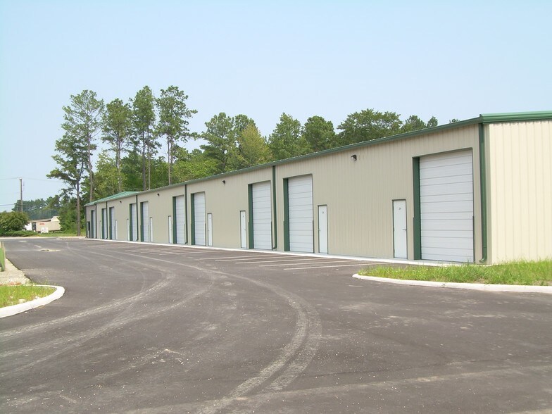 More Photos Of 1445-1449 London Bridge Rd, Virginia Beach Self Storage For Lease