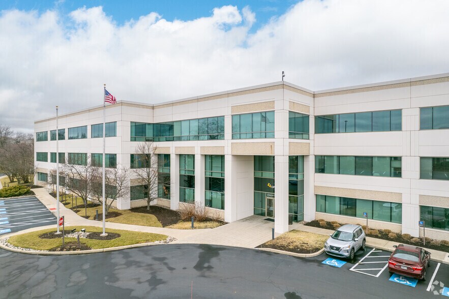 Primary Photo Of 4 Walnut Grove Dr, Horsham Township Office For Lease