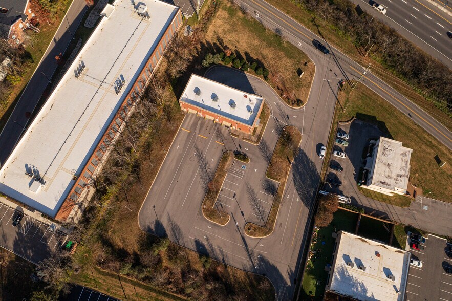 More Photos Of 273 Wilson Pike Cir, Brentwood Warehouse For Sale