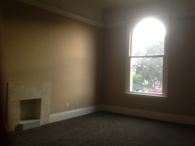 More Photos Of 1402 Park St, Alameda Office For Lease