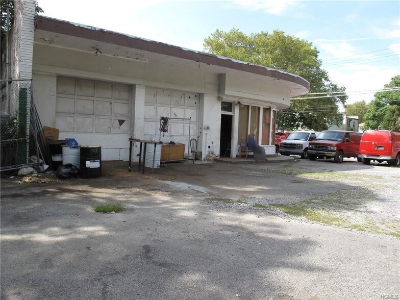 More Photos Of 402 S 5th Ave, Mount Vernon Auto Repair For Sale