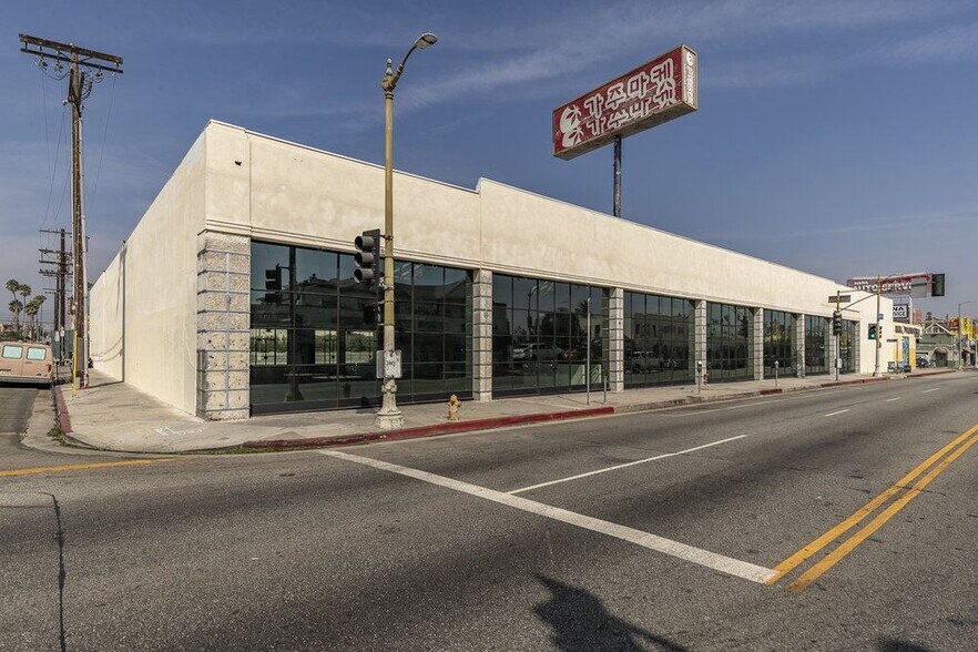 More Photos Of 4317 Beverly Blvd, Los Angeles Freestanding For Lease
