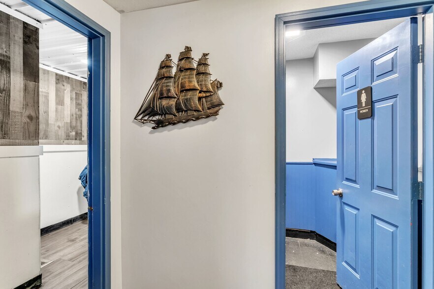 More Photos Of 371 Boston West Rt, Monson Specialty For Sale