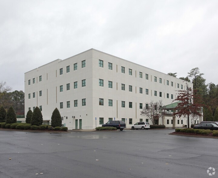 More Photos Of 780 Canton Rd NE, Marietta Medical For Lease