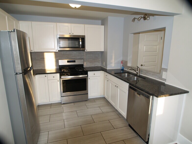 More Photos Of 272 Colvin Ave, Buffalo Apartments For Sale