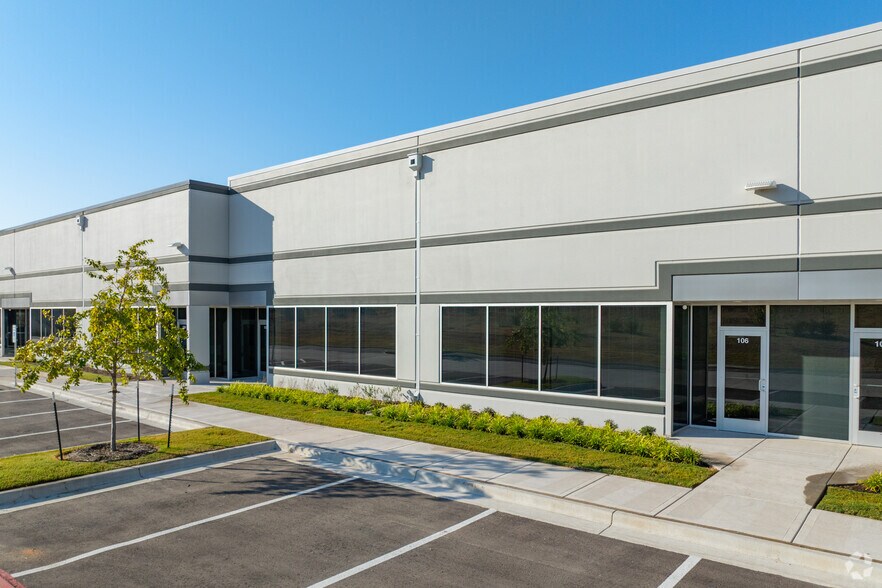 More Photos Of 5305 N Mays St, Georgetown Unknown For Lease