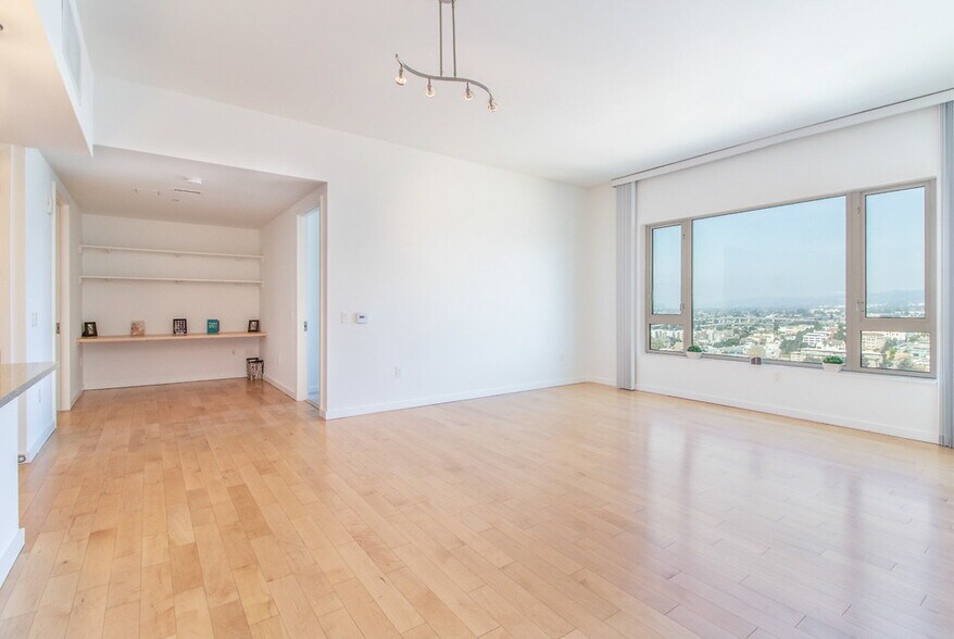 More Photos Of 100 Grand Ave, Oakland Apartments For Lease