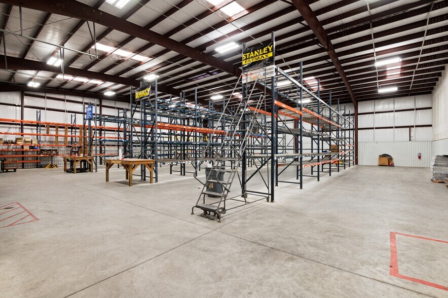 More Photos Of 1118-1125 FM 518, Kemah Specialty For Lease