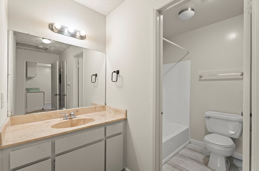 More Photos Of 280 W California Ave, Sunnyvale Apartments For Sale