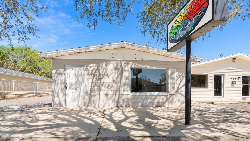 More Photos Of 648 S Commerce Ave, Sebring Freestanding For Sale