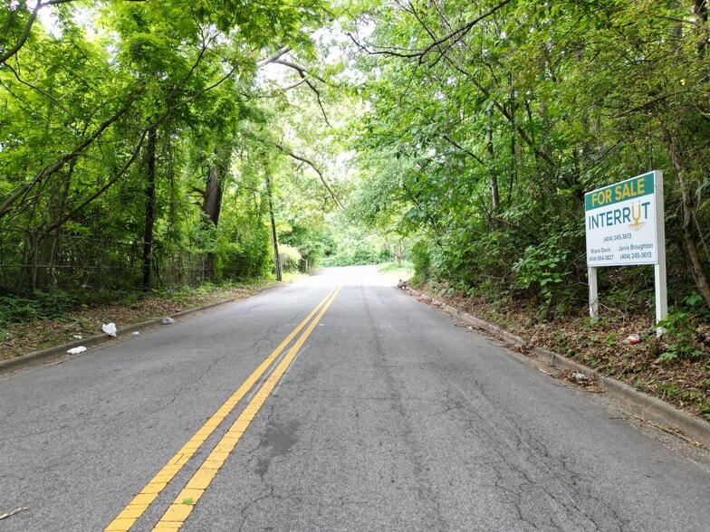 More Photos Of 3044 Springdale Rd, Atlanta Land For Sale