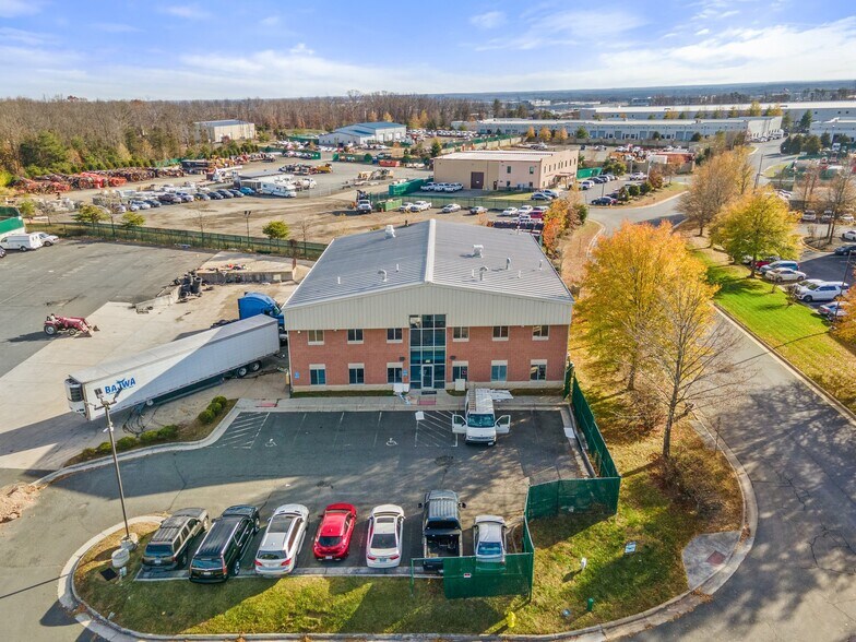 More Photos Of 9041 Mike Garcia Dr, Manassas Industrial For Sale