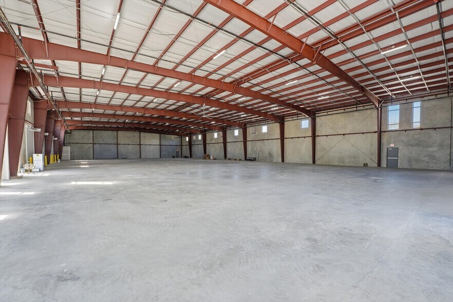 More Photos Of 7933 Ley Rd, Houston Unknown For Lease