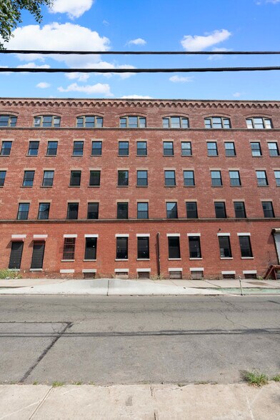 More Photos Of 780 E 135th St, Bronx Warehouse For Sale