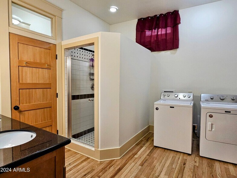 More Photos Of 37-39 Ok St, Bisbee General Retail For Sale