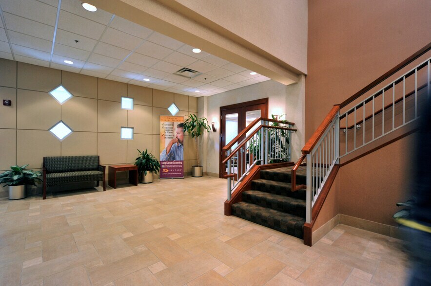 More Photos Of 5659 Parkway Dr, Gloucester Medical For Lease