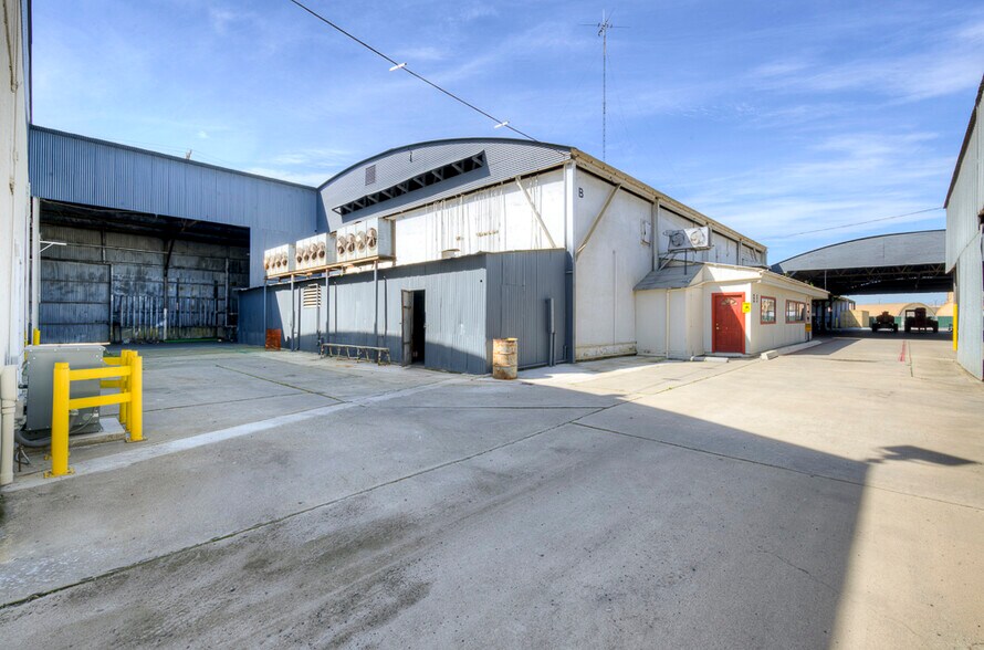 More Photos Of 39400 Clarkson Dr, Kingsburg Warehouse For Sale