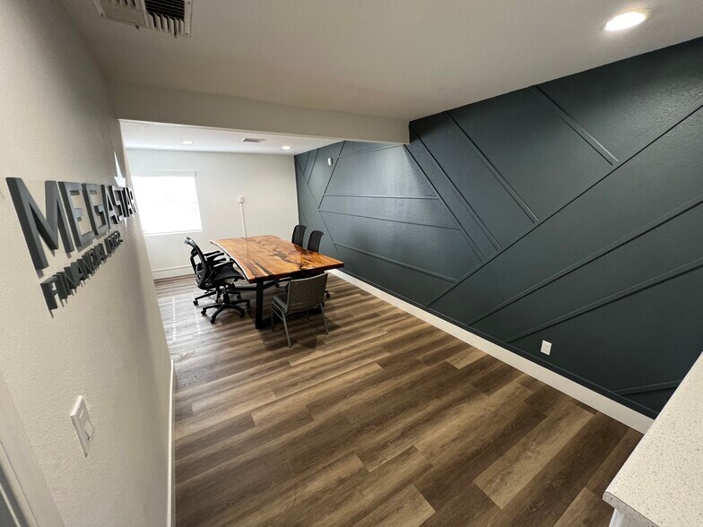 More Photos Of 2410 Larkspur Ln, Redding Office For Lease
