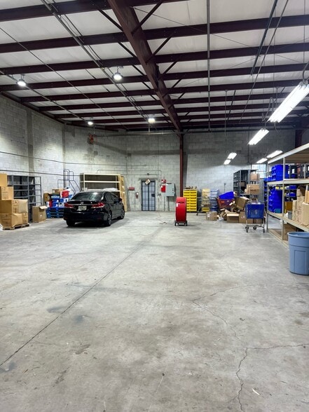 Primary Photo Of 2501 Westgate, West Palm Beach Light Manufacturing For Lease