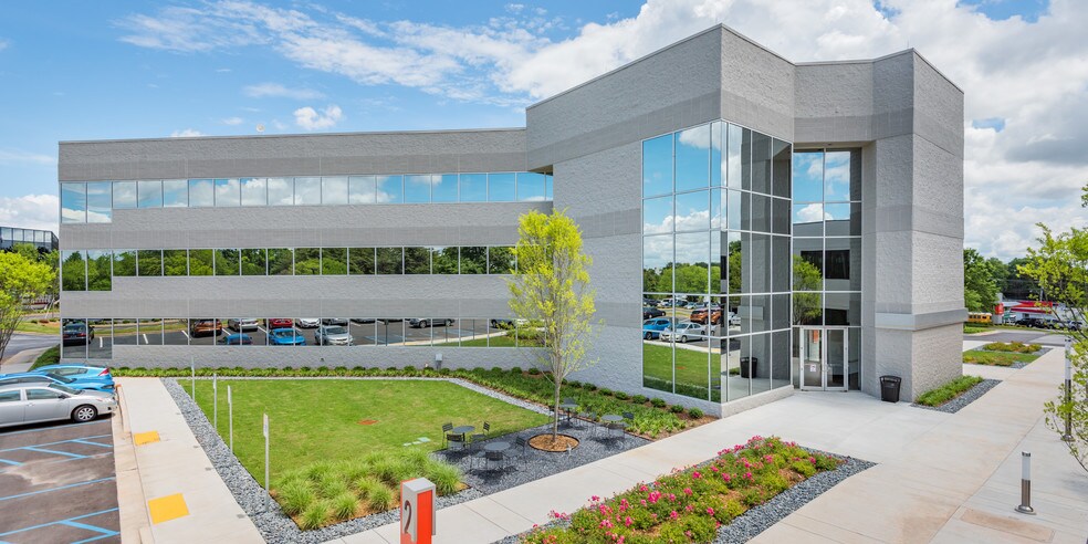 More Photos Of 777 Lowndes Hill Rd, Greenville Coworking Space