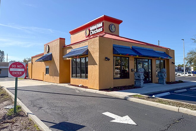 Primary Photo Of 4535 E Bay Dr, Clearwater Restaurant For Sale