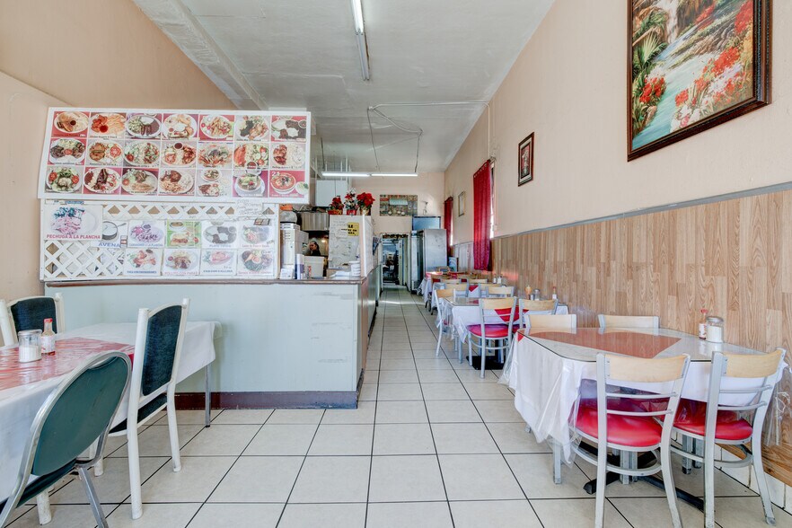 More Photos Of 2709 W Pico Blvd, Los Angeles Apartments For Sale