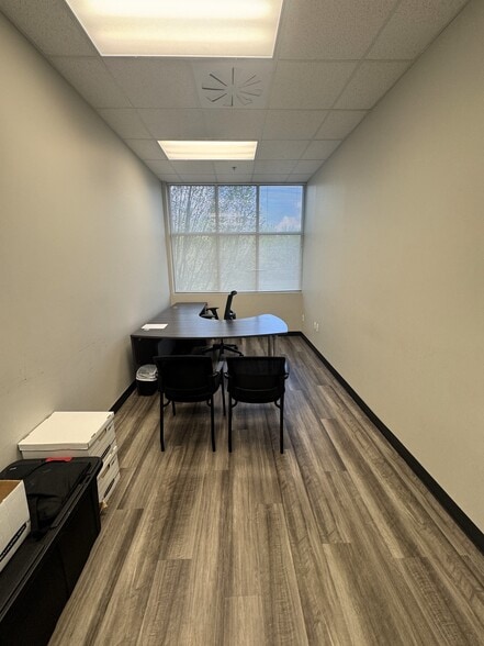 More Photos Of 2315 W Arbors Dr, Charlotte Medical For Lease