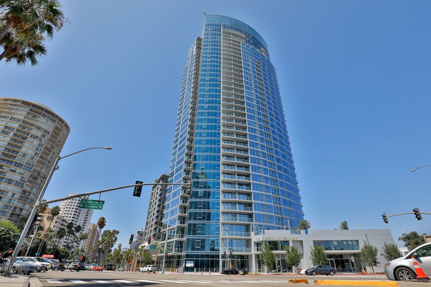 More Photos Of 777 E Ocean Blvd, Long Beach Apartments For Lease