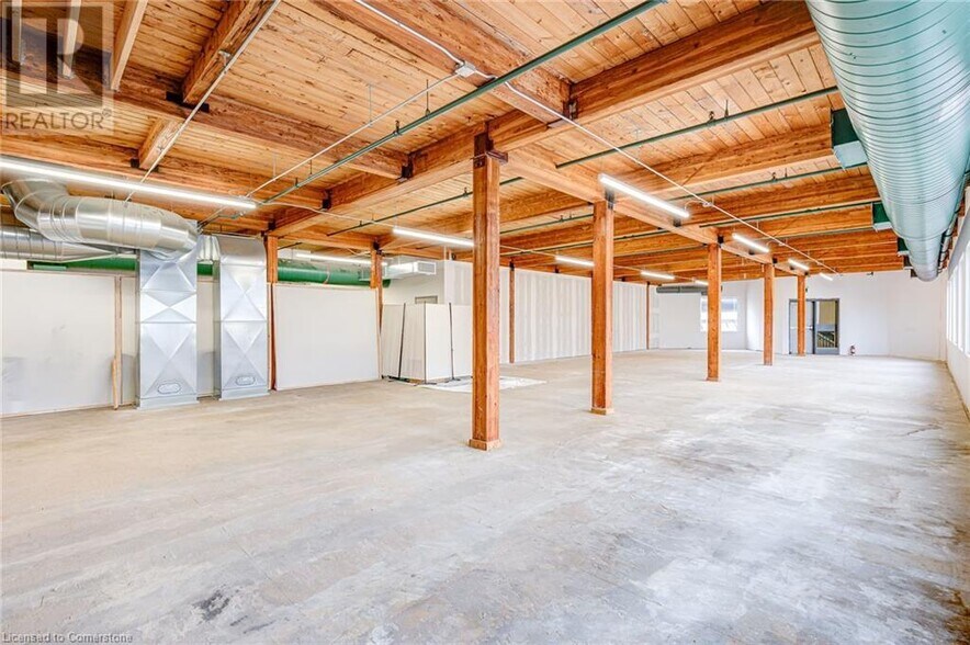 More Photos Of 10 Church St W, Woolwich Storefront Retail Office For Lease