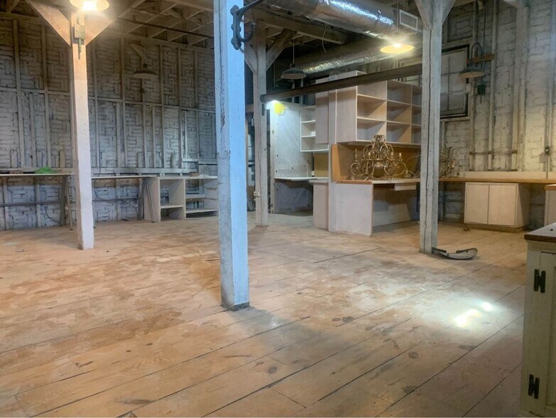 More Photos Of 2378-2390 McDonald Ave, Brooklyn Warehouse For Sale