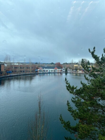 More Photos Of 8100 SW Nyberg Rd, Tualatin Loft Creative Space For Lease