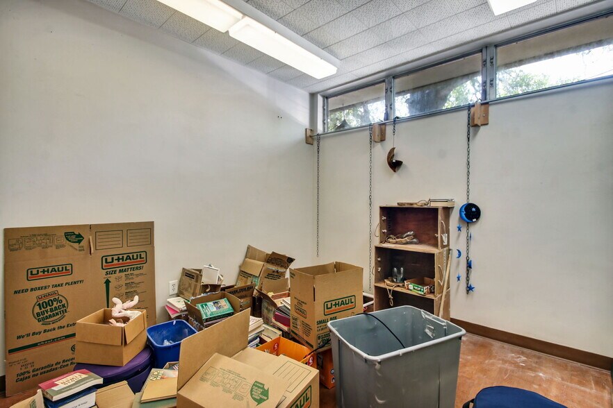 More Photos Of 1503 Oak St, Jacksonville Medical For Sale