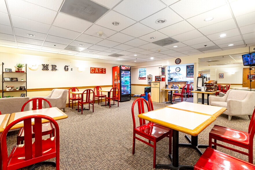 More Photos Of 3 Centennial Dr, Peabody Office For Lease