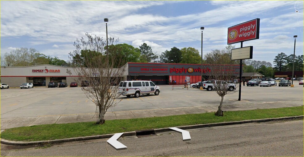 More Photos Of 1720-1731 Columbia Ave, Prentiss Freestanding For Lease