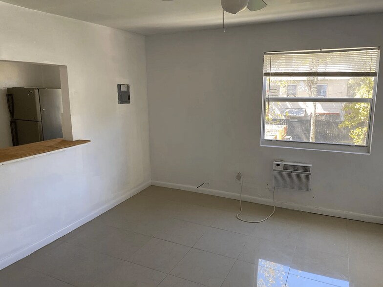 More Photos Of 548-550 NW 30th St, Miami Apartments For Sale