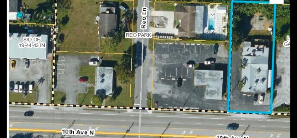 More Photos Of , Palm Springs General Retail For Sale