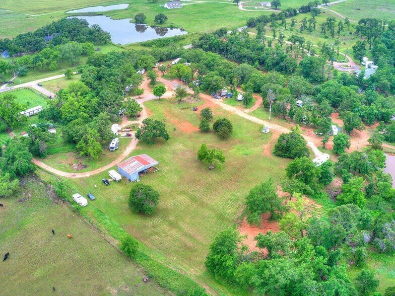 More Photos Of 36478 Moccasin Trl, Shawnee Manufactured Housing Mobile Home Park For Sale