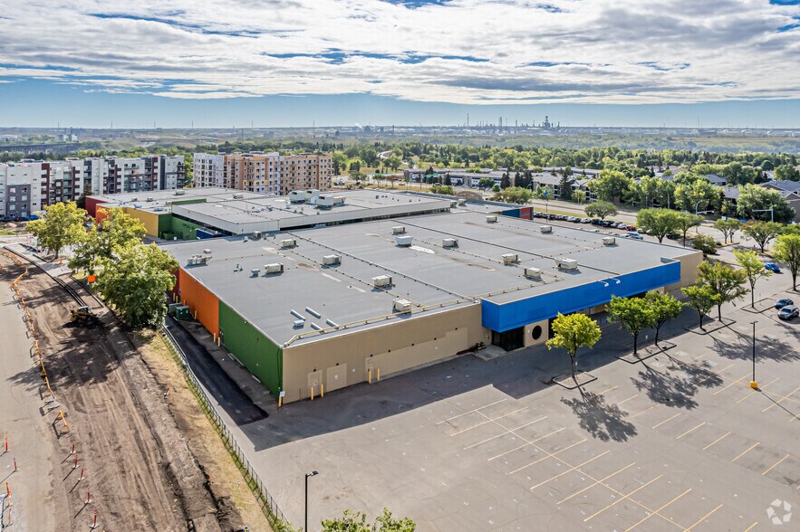 More Photos Of 3210 118th Ave NW, Edmonton Unknown For Lease