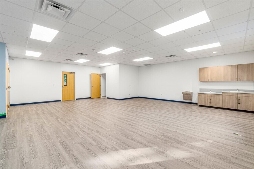 More Photos Of 481 Shores Blvd, Saint Augustine Medical For Sale