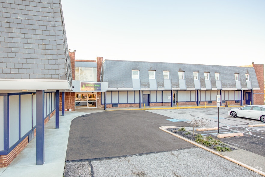 More Photos Of 6650 Browning Rd, Pennsauken Medical For Lease