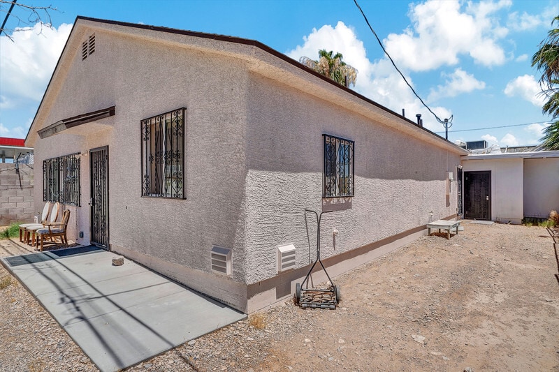 More Photos Of 5690 Boulder Hwy, Las Vegas Storefront Retail Office For Sale