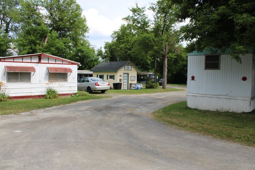 More Photos Of 3554 Watkins Rd, Horseheads Manufactured Housing Mobile Home Park For Sale