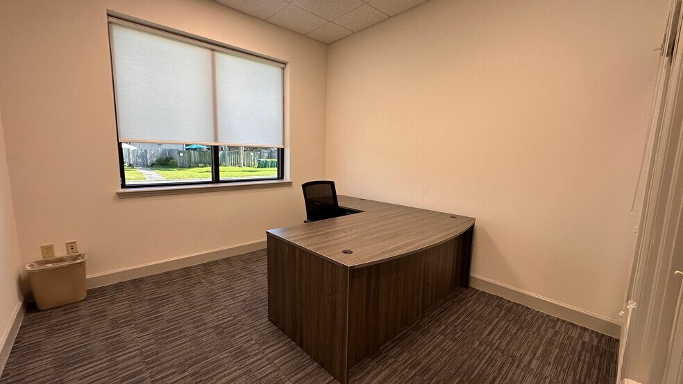 More Photos Of 1326 3rd St S, Jacksonville Beach Medical For Lease