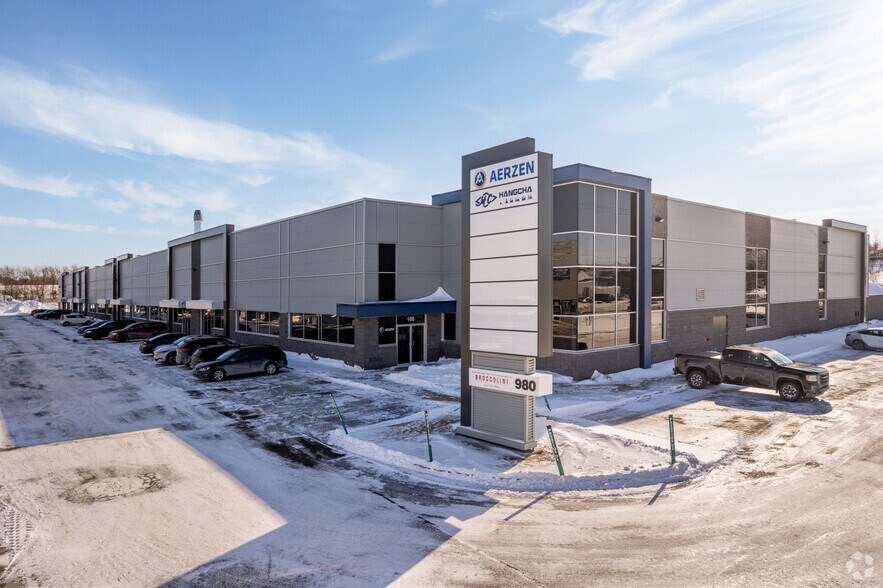 Primary Photo Of 980 Rue Valois, Vaudreuil-dorion Manufacturing For Lease
